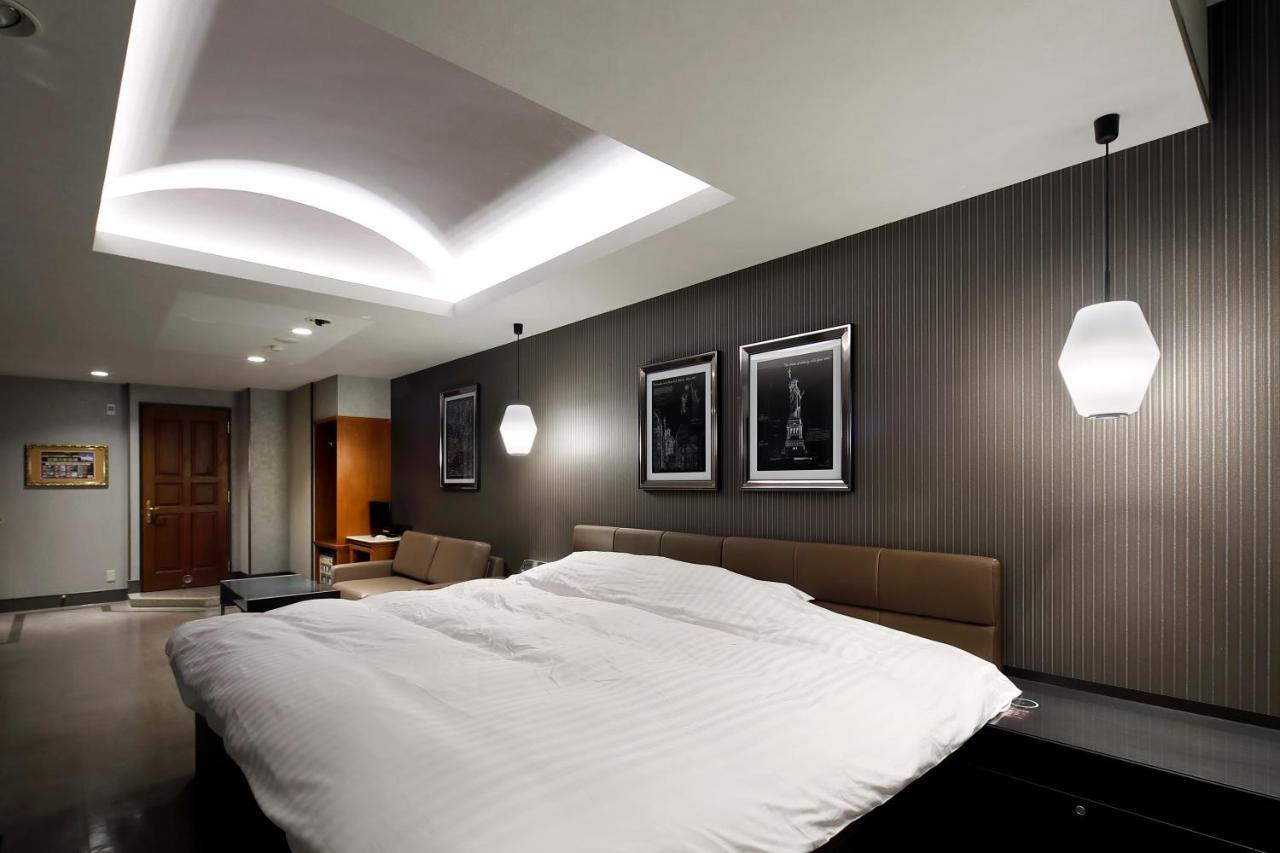Hotel Valentinetogo (Adults Only) מראה חיצוני תמונה